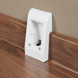 Multibox Arbiton INDO - ochranný inštalačný kryt elektrickej zásuvky biely k PVC lište